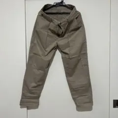 UNIQLO ベージュ チノパン ウエスト79cm