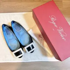 Roger Vivier ロジェヴィヴィエ フラットシューズ ブラックXホワイトのサムネイル