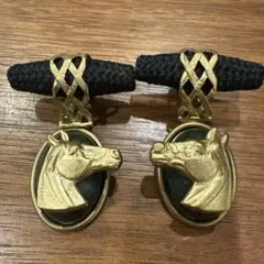 馬の頭デザイン ピアス(両耳用)