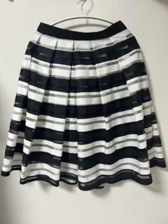 Noheaフレアスカート Mサイズ 黒と白の ストライプ シンプル