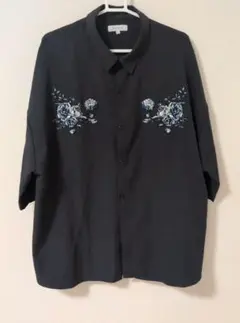 Rocky Monroe 刺繍シャツ半袖 Lサイズ 花柄 オーバーサイズ　メンズのサムネイル