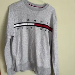 TOMMY HILFIGER グレー トレーナー Mサイズ