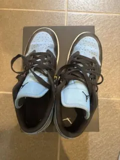 青黒ローカットスニーカー ジョーダン ナイキ 箱付き