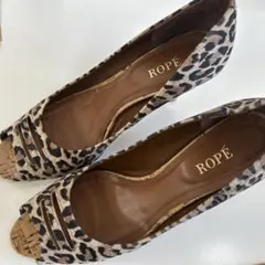 ROPEのパンプスのサムネイル