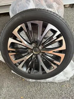M*y様 トヨタヤリスクロス純正ホイール 18インチ タイヤホイール4本セット引のサムネイル
