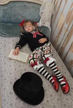 Item thumbnail for item 7b8b74c9-5a38-47a6-aca3-a0fe5db15fa9