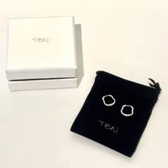 TEN. シルバー ピアス オーガニックシェイプ - メルカリ