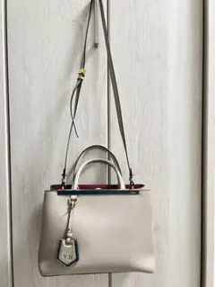 FENDI フェンディ　プチトゥージュール　2wayバッグ　グレージュのサムネイル