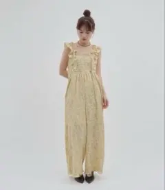 【完売】DISCOAT umm. 肩フリルサロペット 花柄 Fサイズ 完売】DISCOAT umm. 肩フリルサロペット 花柄 Fサイズ - メルカリ
