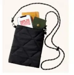 【新品】ユニクロ　サコッシュバック