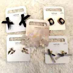 Lattice ピアスセット（花型・リボン型）5個　新品未使用