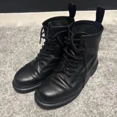 ドクターマーチン 1460 MONO 8 ホールブーツ