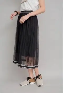 DOLL UP OOPS｜フロッキードットチュールスカート ブラック レースのサムネイル