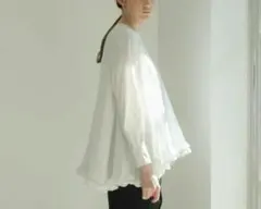 OHGA フリル付き 長袖ブラウス アイボリー - メルカリ
