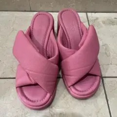 ピンク クロスストラップ サンダル ミドルヒール