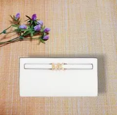 新商品！新品未使用！正規品！MICHAEL KORS 長財布 牛革
