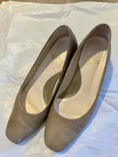 卑弥呼 パンプス 23cm ベージュのサムネイル