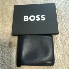 BOSS ブラック 二つ折り財布