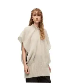 LOEWE ニットベスト　Sサイズのサムネイル