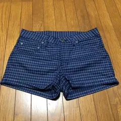 ショートパンツのサムネイル