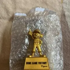 阪神タイガース トロフィー HOME GAME VICTORY トラッキー - メルカリ