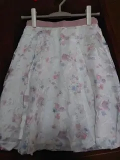 花柄フレアスカート レストローズのサムネイル