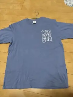 YESEYESEE Tシャツ