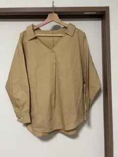 新品タグ付き apart by lowrys ドルマンVPOシャツ 綿100%のサムネイル