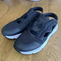 リーボック フューリー ライト スリップ オン　スニーカーサンダル　黒