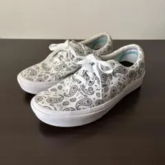 VANS ComfyCush Era 25cm ペイズリー柄　 白スニーカー