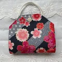 Item thumbnail for item d76d00f0-1f57-45ac-972e-8bb3d0d31732