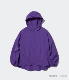 新品タグ付ユニクロ ポケッタブルUVカットパーカ