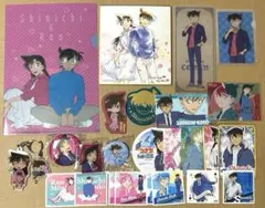 名探偵コナン　工藤新一　毛利蘭　ステッカー　ミニクリアファイル　色紙　缶バッジ