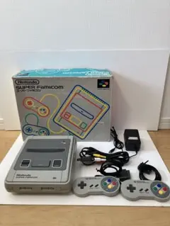 スーパーファミコン本体　通電のみ確認　ジャンク品　箱付き