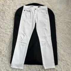 Item thumbnail for item d58e8c17-2742-4a35-ae62-72c46decaa96