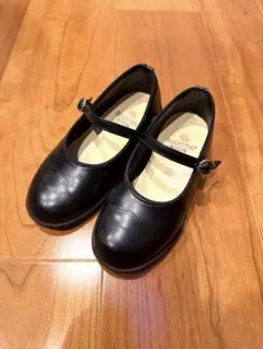美品・HARUTA 18cm キッズ フォーマルシューズ 黒 リボン付き