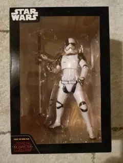スター・ウォーズ プレミアム 1/10 スケールフィギュア エクセキューショナー