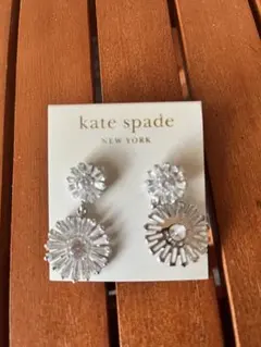 kate spade 花形ドロップピアス