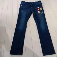 ZIDDY ジーンズ 女の子 140cm 刺繍