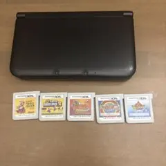 Nintendo 3DS LL 本体とカセットゲームケース付き