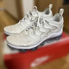 Nike ヴェイパーマックスプラス　ホワイト