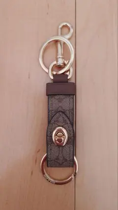 COACHブラウンレザー キーホルダー