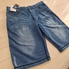【未使用タグ付き】VOLCOM スウェット生地ショートパンツのサムネイル