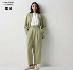 ユニクロ　コントワーデコトニエ　リネンブレンドタックテーパードパンツ