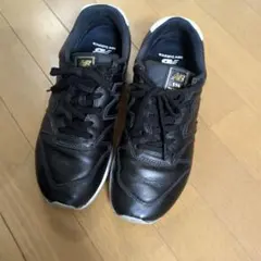 New Balance 996 ブラックレザースニーカー