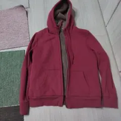 R*6様 ユニクロ　裏ボア　 フード付きパーカー　ビビットピンク