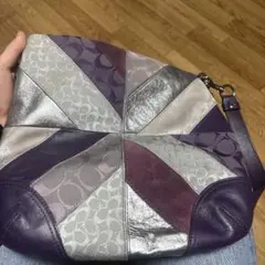 パープル系レザーショルダーバッグ　COACH