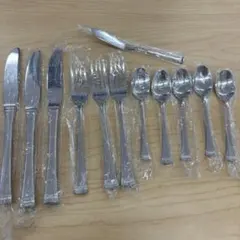 カトラリー　ナイフ　フォーク　スプーン　バターナイフ