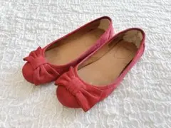 UGG ピンク バレエシューズ リボン付きのサムネイル