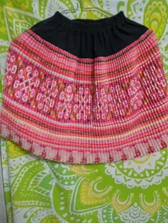 モン族・手刺繍スカート＊古着・ヴィンテージ＊ジャンティーク・archi